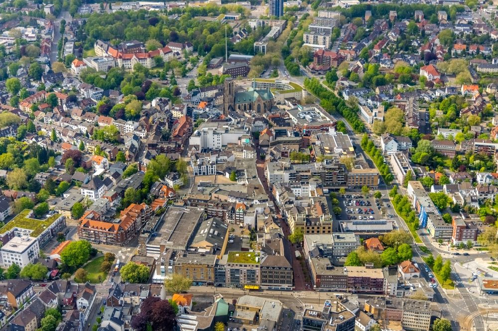 Aerial photograph Gelsenkirchen - The city center in the downtown area on De-La-Chevallerie-Strasse in the district Buer in Gelsenkirchen at Ruhrgebiet in the state North Rhine-Westphalia, Germany