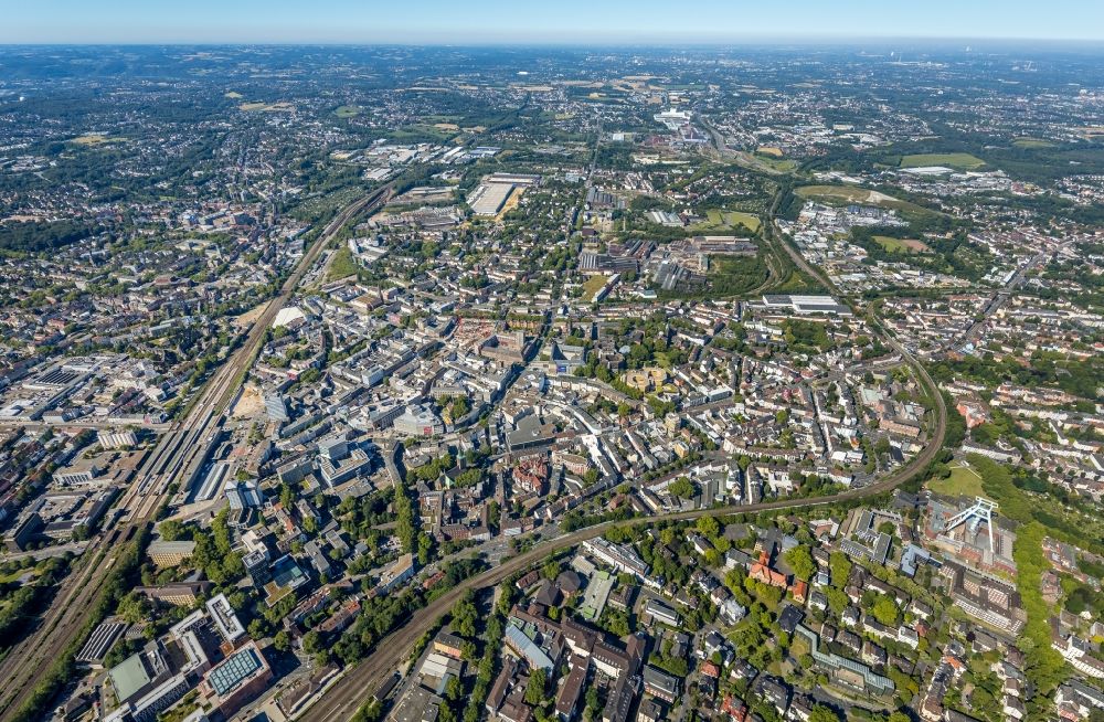 Bochum from the bird's eye view: The city center in the downtown area in the district Innenstadt in Bochum in the state North Rhine-Westphalia, Germany