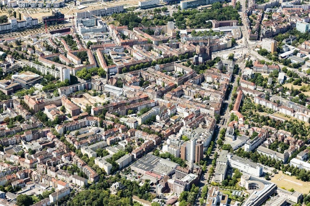 Karlsruhe from the bird's eye view: The city center in the downtown area on Karl-Wilhelm-Strasse in the district Oststadt in Karlsruhe in the state Baden-Wurttemberg, Germany