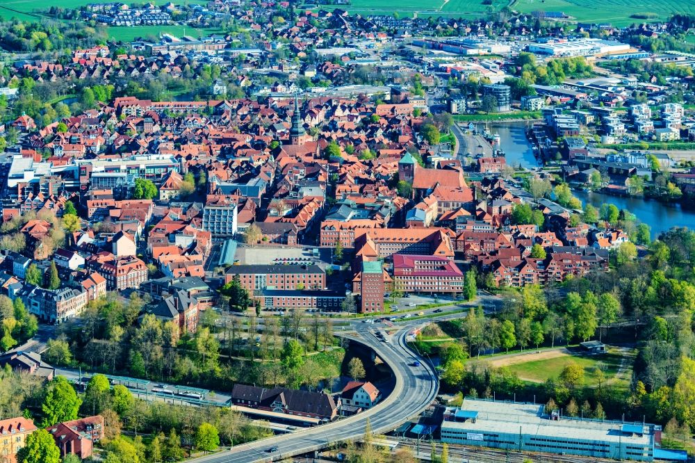 Aerial image Stade - The city center in the downtown area in Stade in the state Lower Saxony