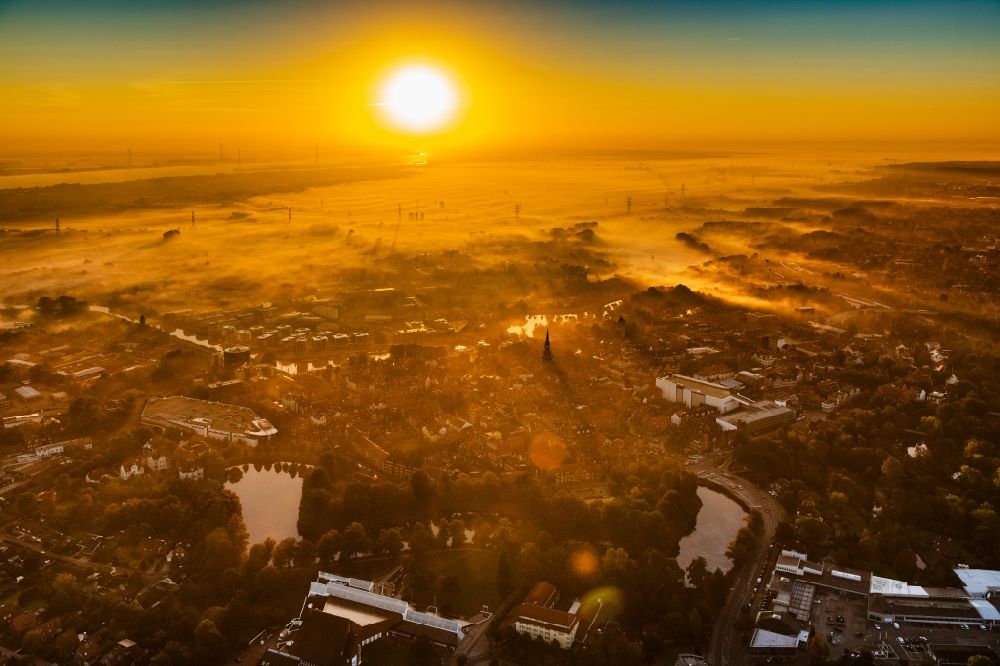 Aerial image Stade - City center in the inner city area in Stade in sunrise in the state Lower Saxony