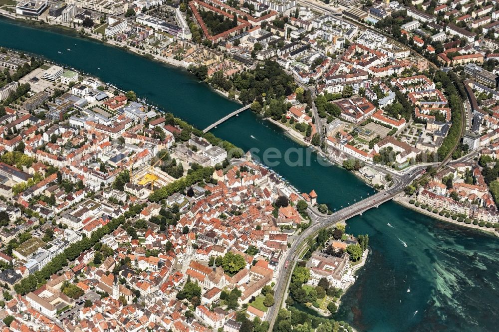 Aerial photograph Konstanz - The city center in the downtown area with den Stadtteilen Altstadt, Niederburg and Petershausen in Konstanz in the state Baden-Wuerttemberg, Germany