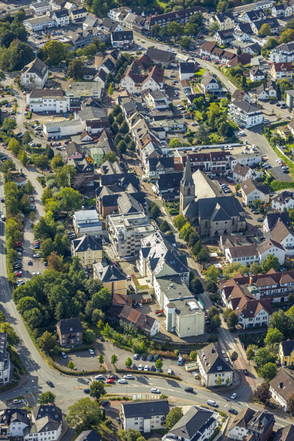 Aerial photograph Sundern (Sauerland) - The city center in the downtown area in Sundern (Sauerland) at Sauerland in the state North Rhine-Westphalia, Germany