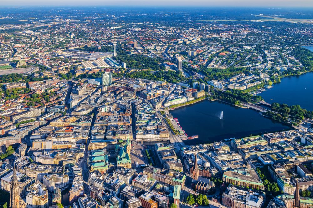 Aerial image Hamburg - The city center in the downtown area on lake side of Alster in the district Altstadt in Hamburg, Germany