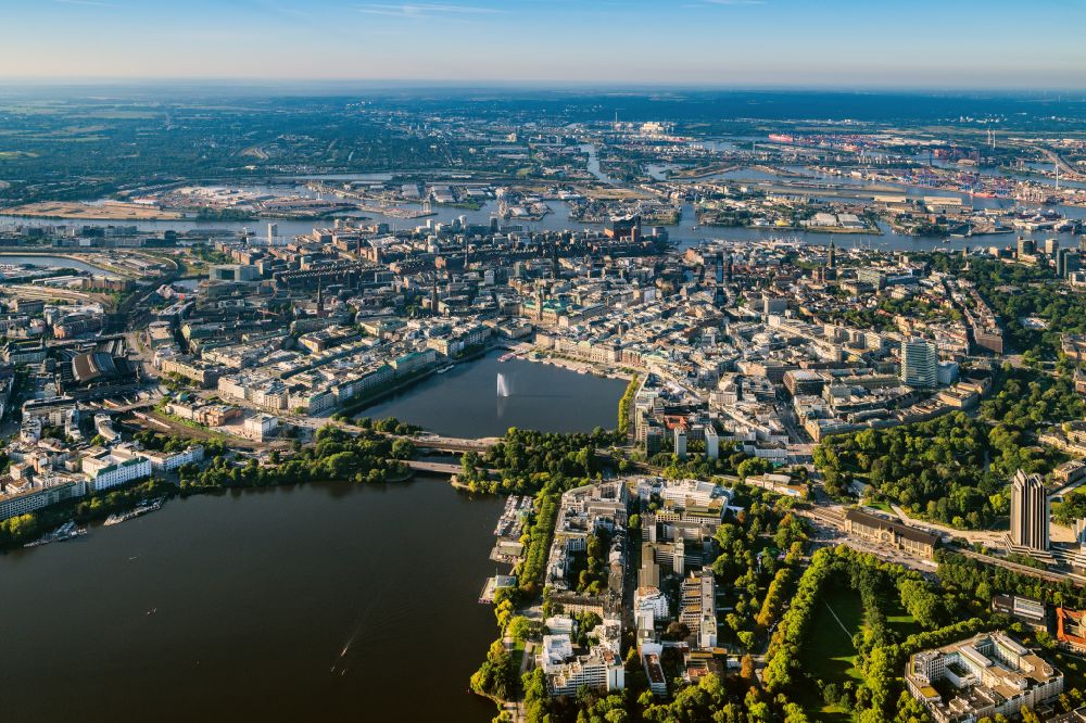 Hamburg from the bird's eye view: The city center in the downtown area on lake side of Alster in the district Altstadt in Hamburg, Germany