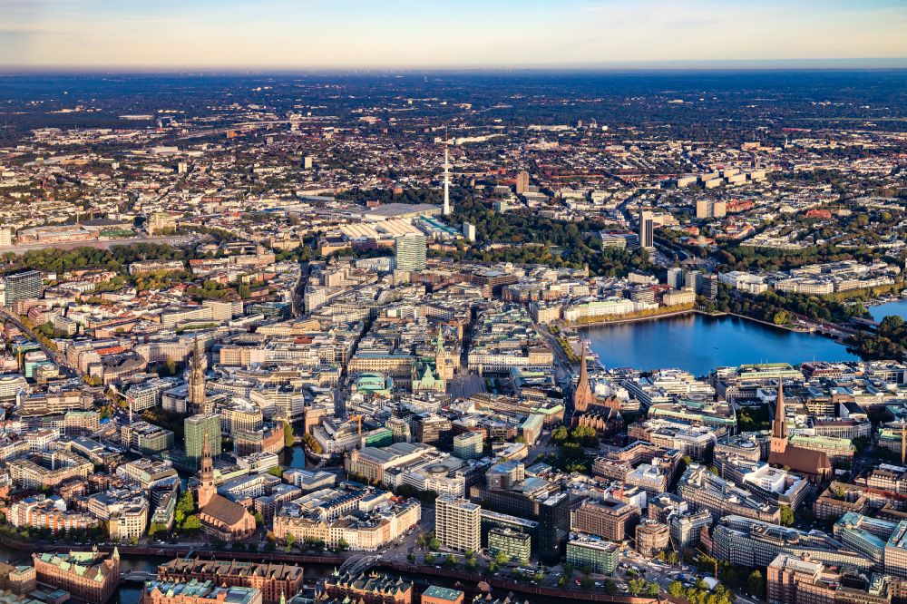 Hamburg from the bird's eye view: The city center in the downtown area on lake side of Alster in the district Altstadt in Hamburg, Germany
