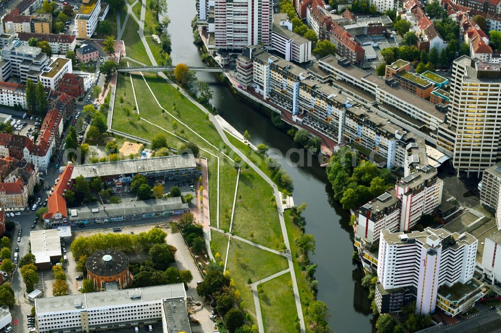 Aerial image Hannover - City center in the downtown area on the banks of river course of Ihme in Hannover in the state Lower Saxony, Germany