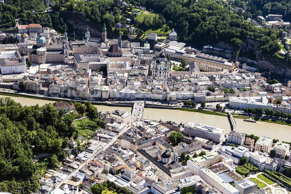 Aerial photograph Salzburg - City center in the downtown area on the banks of river course of Salzach in Salzburg in Austria