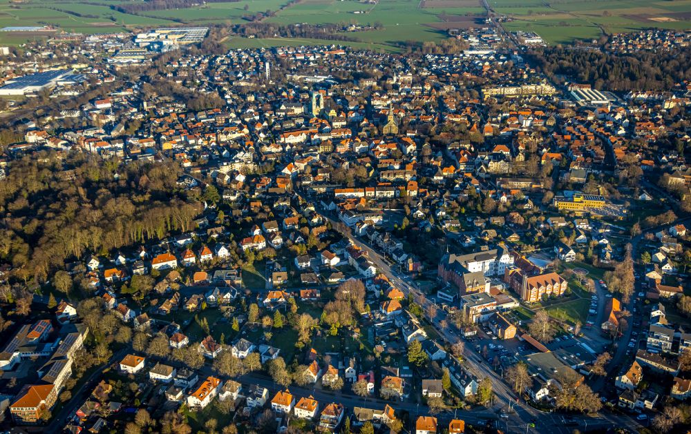 Aerial image Werl - The city center in the downtown area in Werl in the state North Rhine-Westphalia, Germany