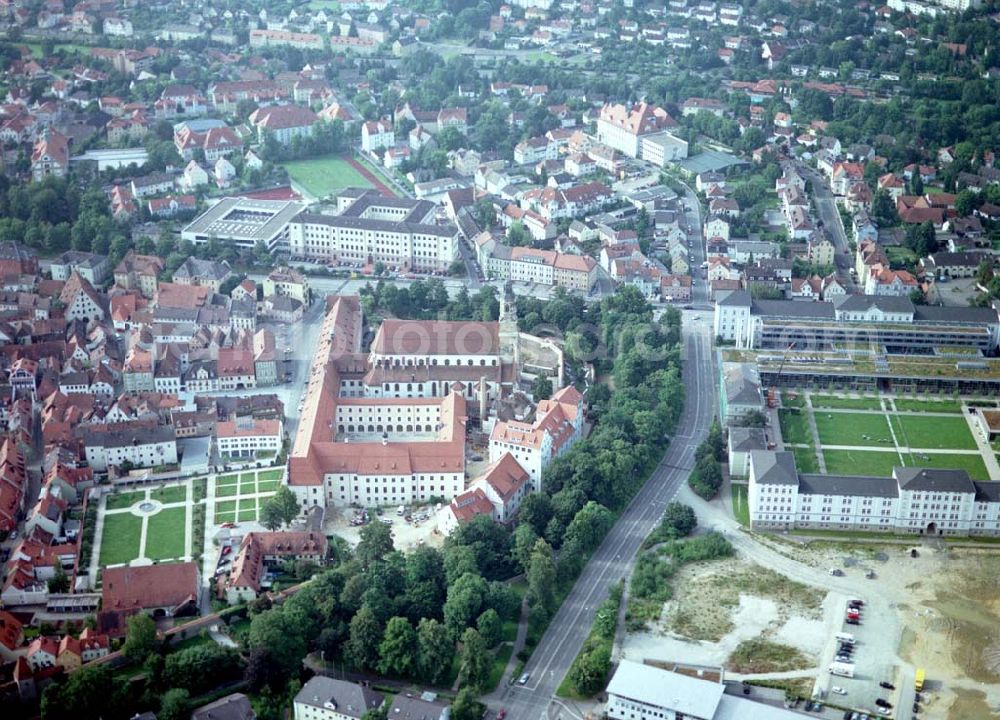 Aerial photograph Amberg / Bayern - Stadtzentrum mit dem Schloß von Amberg in Bayern.