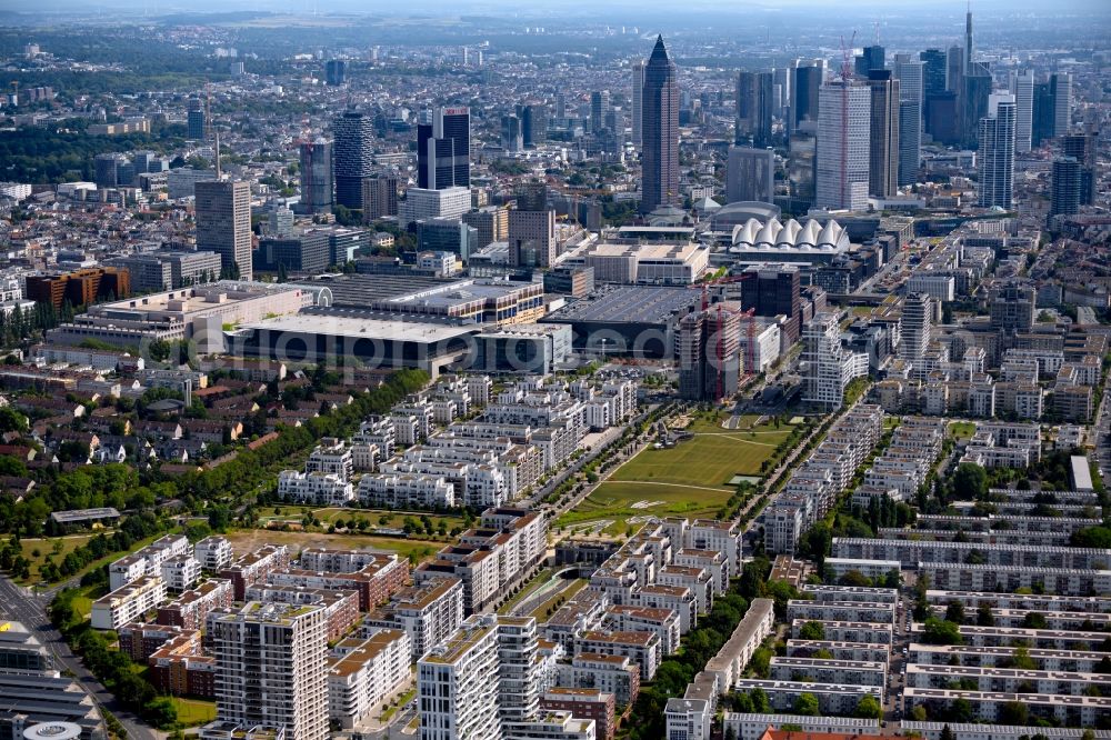 Frankfurt am Main from the bird's eye view: City center with the skyline in the downtown area in the district Innenstadt in Frankfurt in the state Hesse, Germany