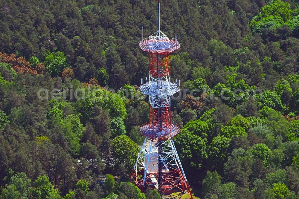 Aerial image Berlin - Steel mast funkturm and transmission system as basic network transmitter in the district Frohnau in Berlin, Germany