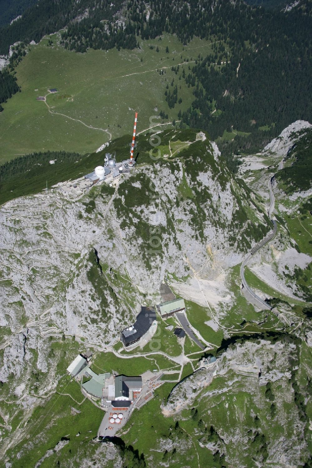 Bayrischzell from the bird's eye view: Steel mast funkturm and transmission system as basic network transmitter Sender Wendelstein in Bayrischzell in the state Bavaria, Germany