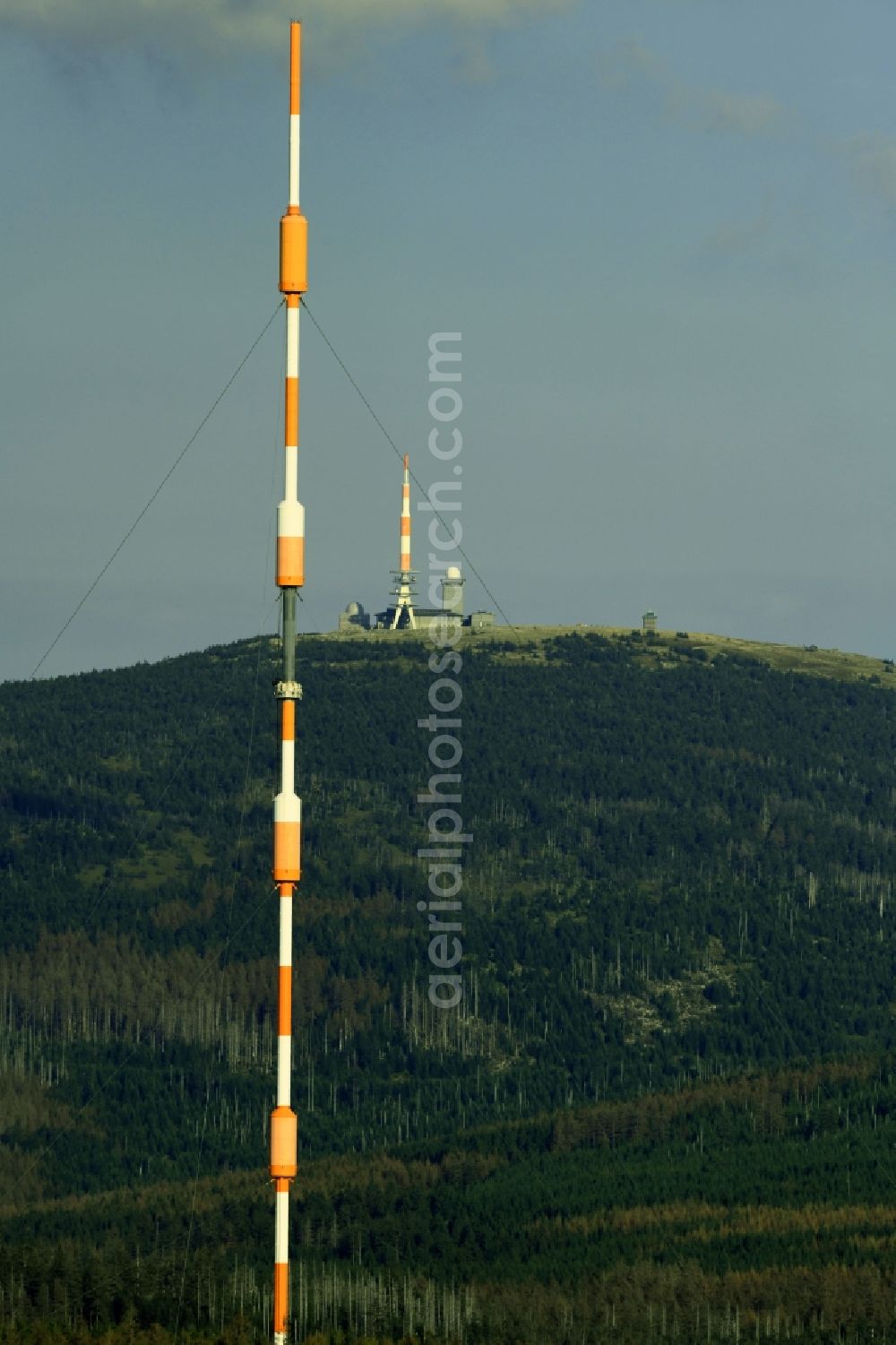 Aerial photograph Torfhaus - Steel mast funkturm and transmission system as basic network transmitter of NDR Norddeutscher Rundfunk in Torfhaus in the state Lower Saxony, Germany