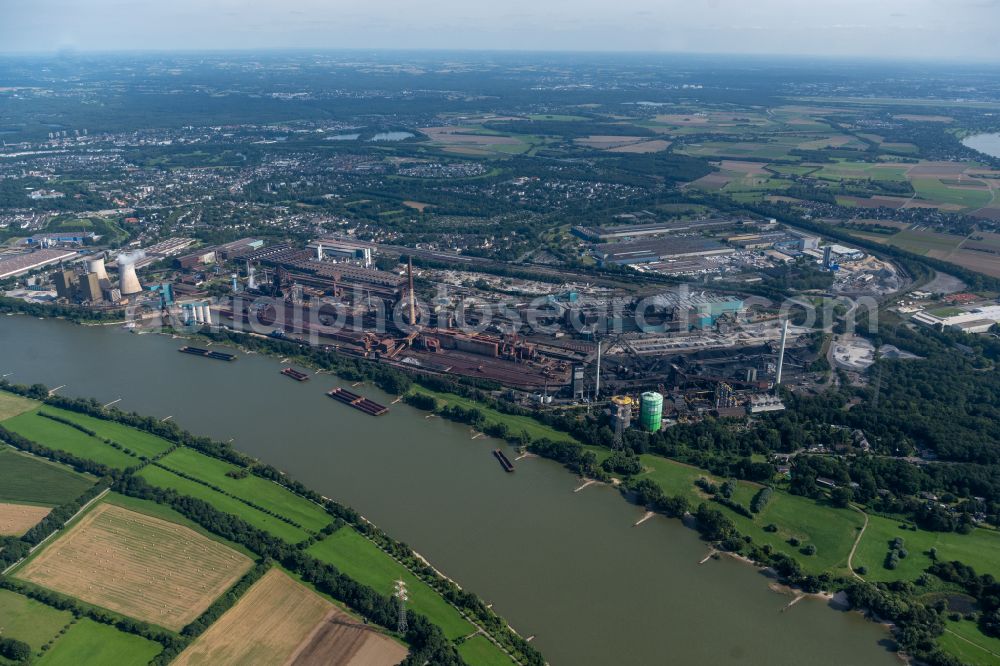 Aerial image Duisburg - Technical equipment and production facilities of the steelworks of Huettenwerke Krupp Mannesmann GmbH on Ehinger Strasse in the district Huettenheim in Duisburg at Ruhrgebiet in the state North Rhine-Westphalia, Germany