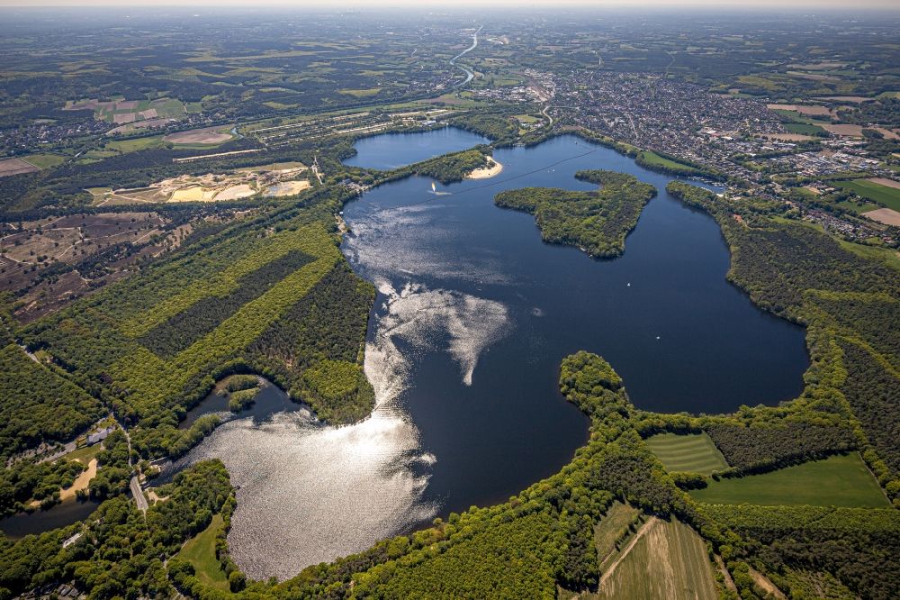 Aerial photograph Haltern am See - Shore areas at the lake in Haltern am See in the state North Rhine-Westphalia, Germany
