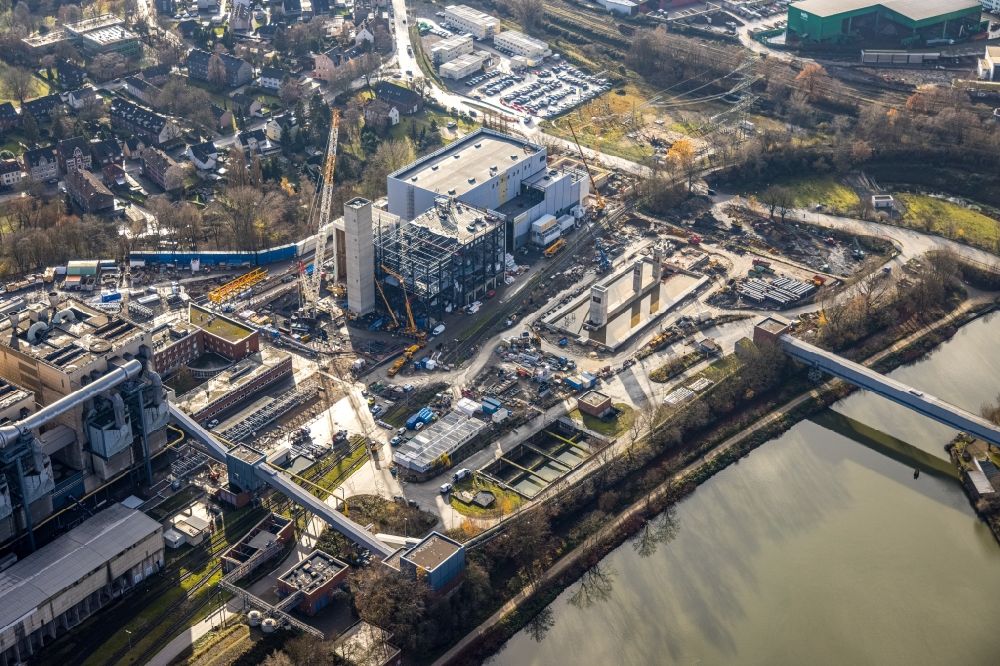 Aerial photograph Herne - Steag CHP group power plant overlooking the construction site for the new building of the GuD-Kraftwerk by the Projektgesellschaft GuD Herne GmbH on the Rhine-Herne Canal Herne in the state of North Rhine-Westphalia