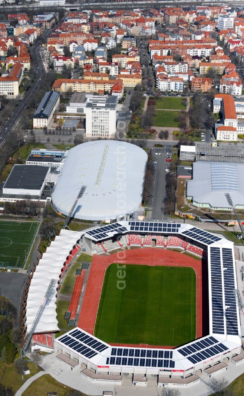 Erfurt from the bird's eye view: Arena of the Steigerwaldstadion at the Suedpark in Erfurt in the state Thuringia