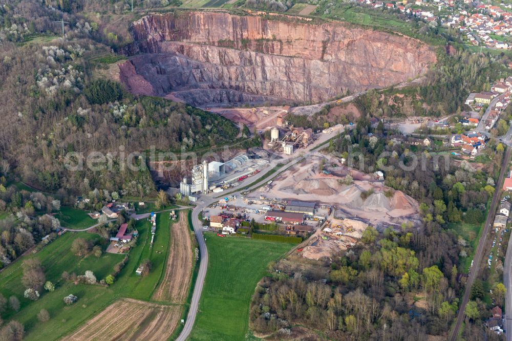 Aerial photograph Albersweiler - Quarry for the mining and handling of Basalt-Actien-Gesellschaft near Albersweiler in the state Rhineland-Palatinate
