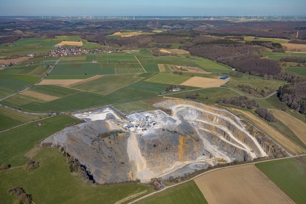 Aerial photograph Thülen - Quarry for the mining and handling of Hartkalkstein in Schotterwerk Thuelen in Thuelen in the state North Rhine-Westphalia, Germany