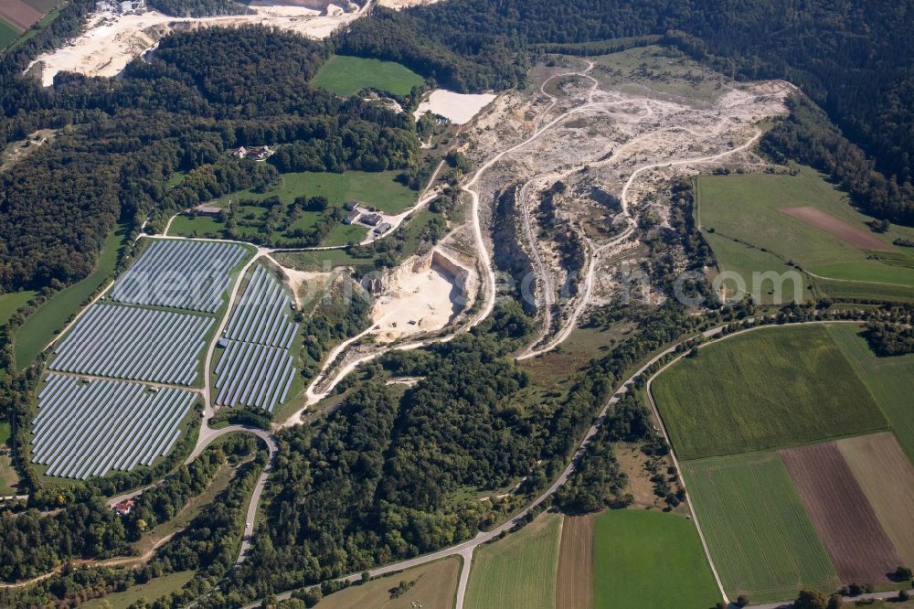 Blaubeuren from the bird's eye view: Quarry for the mining and handling of Kalk in the district Gerhausen in Blaubeuren in the state Baden-Wuerttemberg