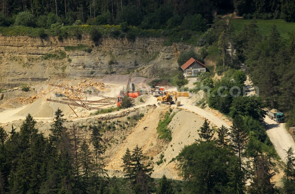 Aerial photograph Hohenfelden - Quarry for the mining and handling of Kalkstein of Wagner Kieswerke GmbH in Hohenfelden in the state Thuringia, Germany