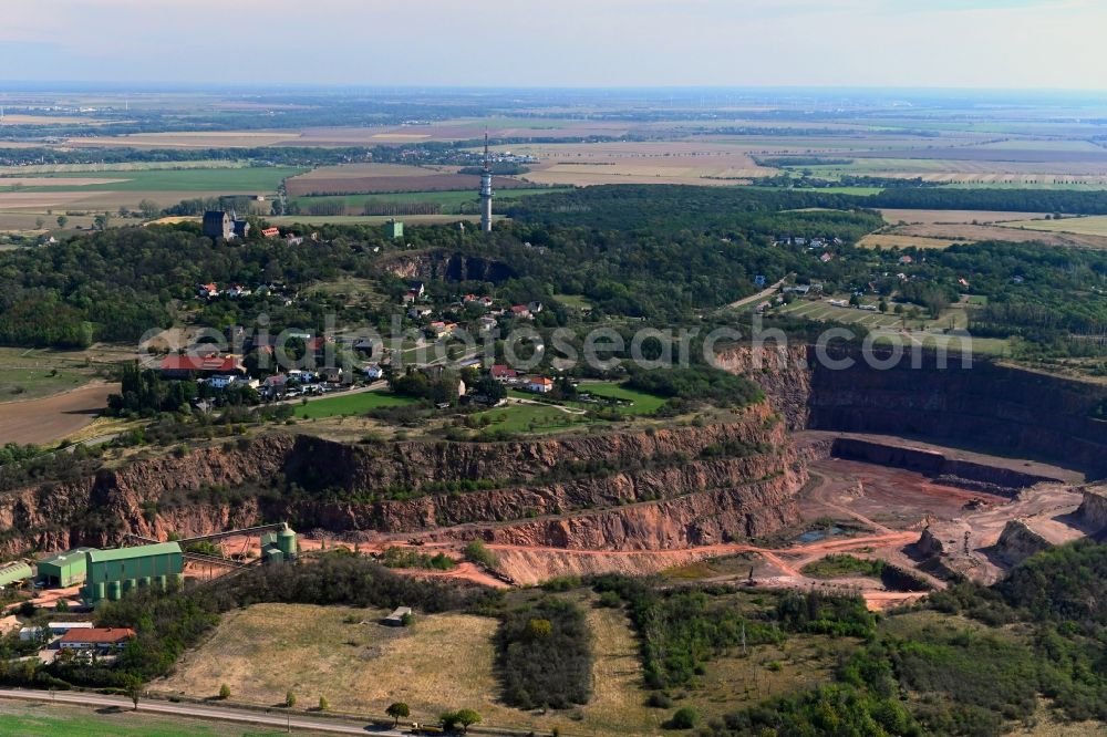 Petersberg from the bird's eye view: Quarry for the mining and handling of Quarzporphyr in the district Krosigk in Petersberg in the state Saxony-Anhalt, Germany