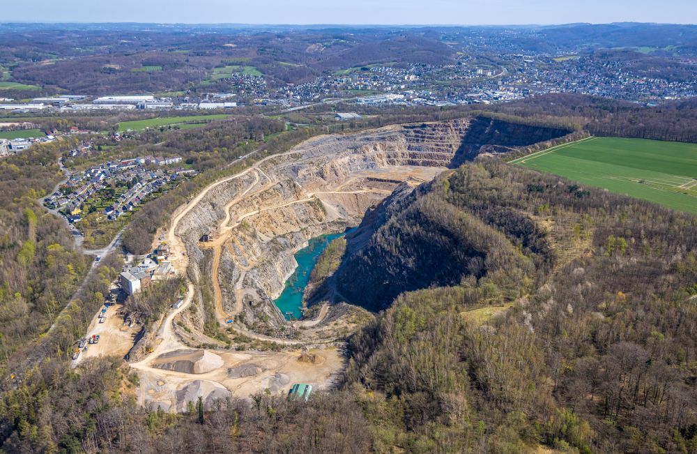 Hagen from the bird's eye view: Quarry for the mining and handling of sandstone in the district Herbeck in Hagen in the state North Rhine-Westphalia, Germany