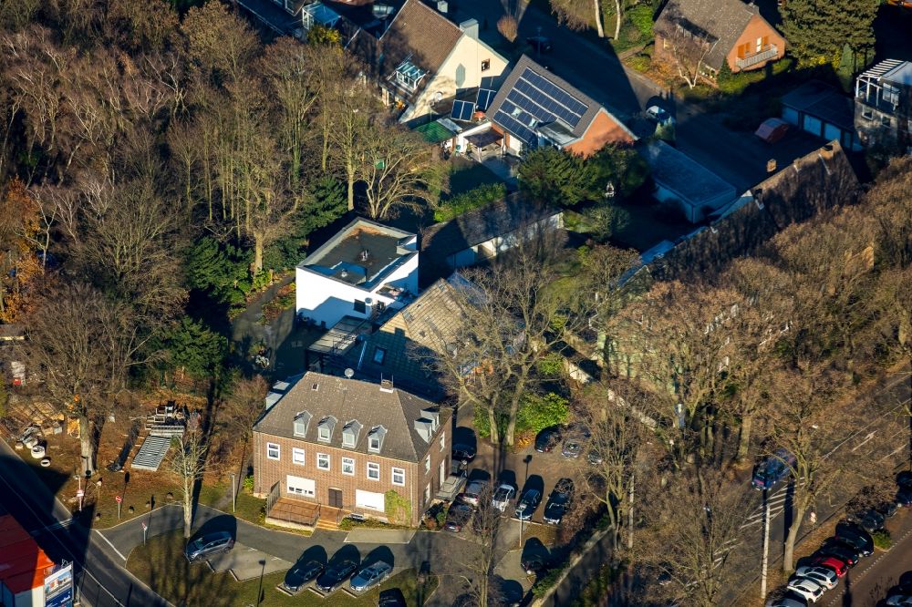 Bottrop from the bird's eye view: Euthanasia-furnishing of hospice Osterfelder Strasse in the district Stadtmitte in Bottrop in the state North Rhine-Westphalia