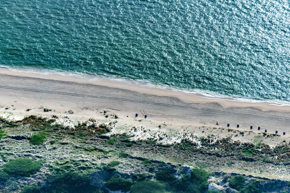 Sylt from above - Beach chair on the sandy beach ranks in the coastal area Samoa in the district Rantum (Sylt) in Sylt on Island Sylt in the state Schleswig-Holstein, Germany