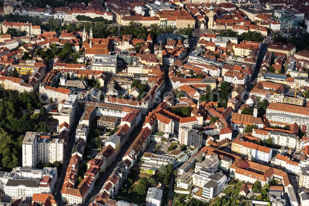 Aerial photograph Graz - Street - road guidance Annenstrasse in Richtung Kunsthaus Graz in Graz in Steiermark, Austria