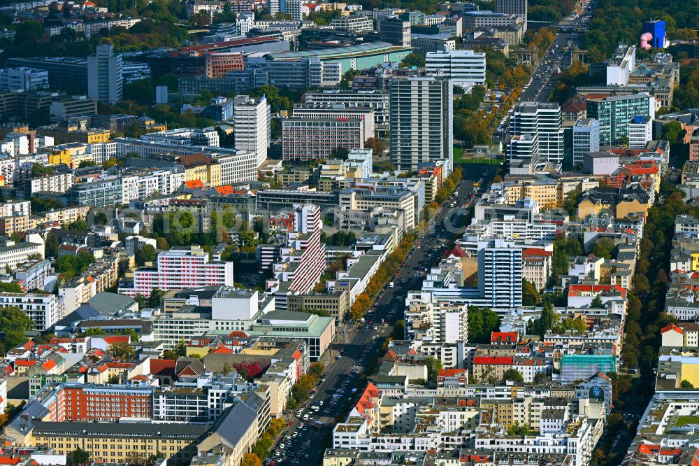Aerial photograph Berlin - Street guide of famous promenade and shopping street on street Bismarckstrasse in the district Charlottenburg in Berlin, Germany