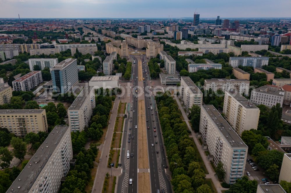 Aerial photograph Berlin - Street guide of famous promenade and shopping street Karl-Marx-Allee in the district Mitte in Berlin, Germany