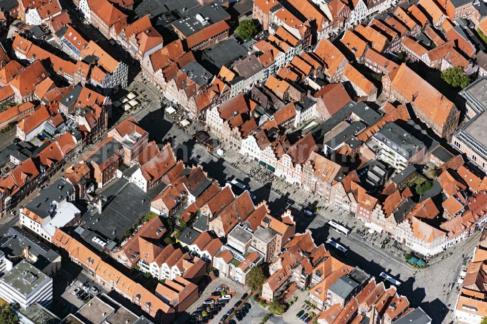 Aerial image Lüneburg - Street guide of famous promenade and shopping street on Sande in Lueneburg in the state Lower Saxony, Germany