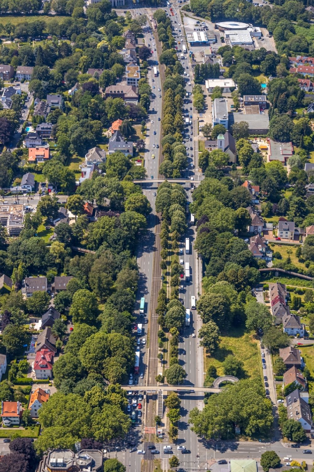 Aerial image Dortmund - Street - road guidance Westfalendamm in the district Gartenstadt-Nord in Dortmund in the state North Rhine-Westphalia, Germany