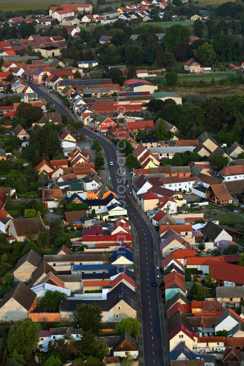 Aerial photograph Tucheim - Street - road guidance of Ziesarstrasse in Tucheim in the state Saxony-Anhalt, Germany