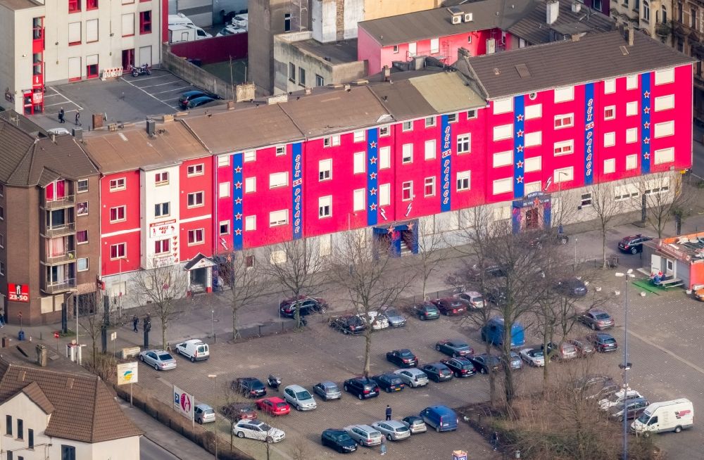 stå Harden Gøre en indsats Duisburg from above - Street and prostitution center for commercial sex  service in the district Neuenkamp in
