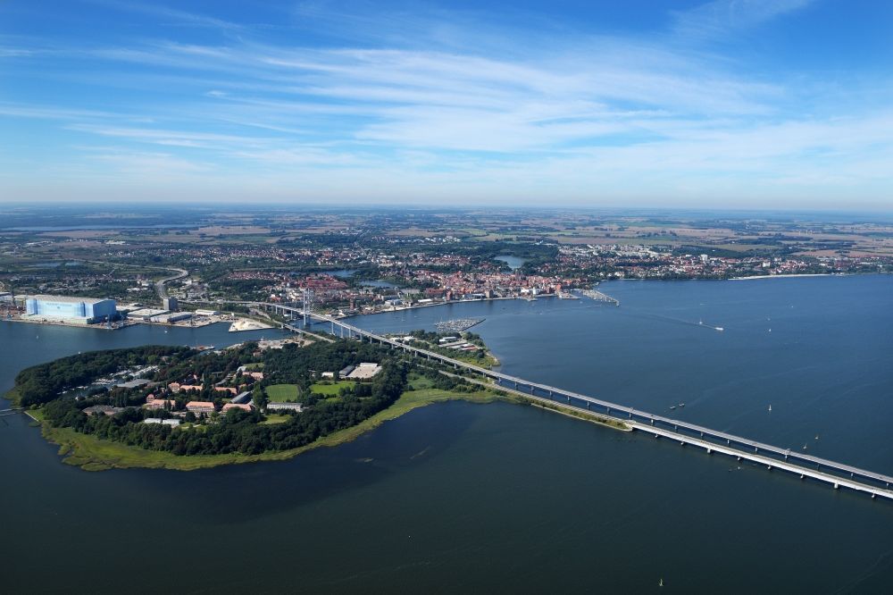 Aerial image Stralsund - The Strelasund -Ruegenbruecke with Ruegendamm before Stralsund's old town in the state of Mecklenburg-Western Pomerania