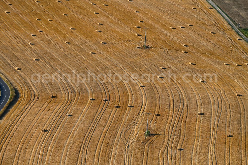 Aerial photograph Henfstädt - Straw bale landscape in a field on the outskirts in Henfstaedt in the state Thuringia, Germany