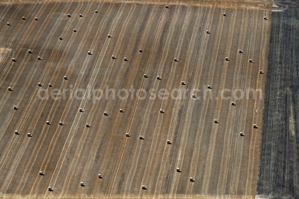 Aerial photograph Teutschenthal - Straw bale landscape in a field on the outskirts on street L164 in the district Dornstedt in Teutschenthal in the state Saxony-Anhalt, Germany