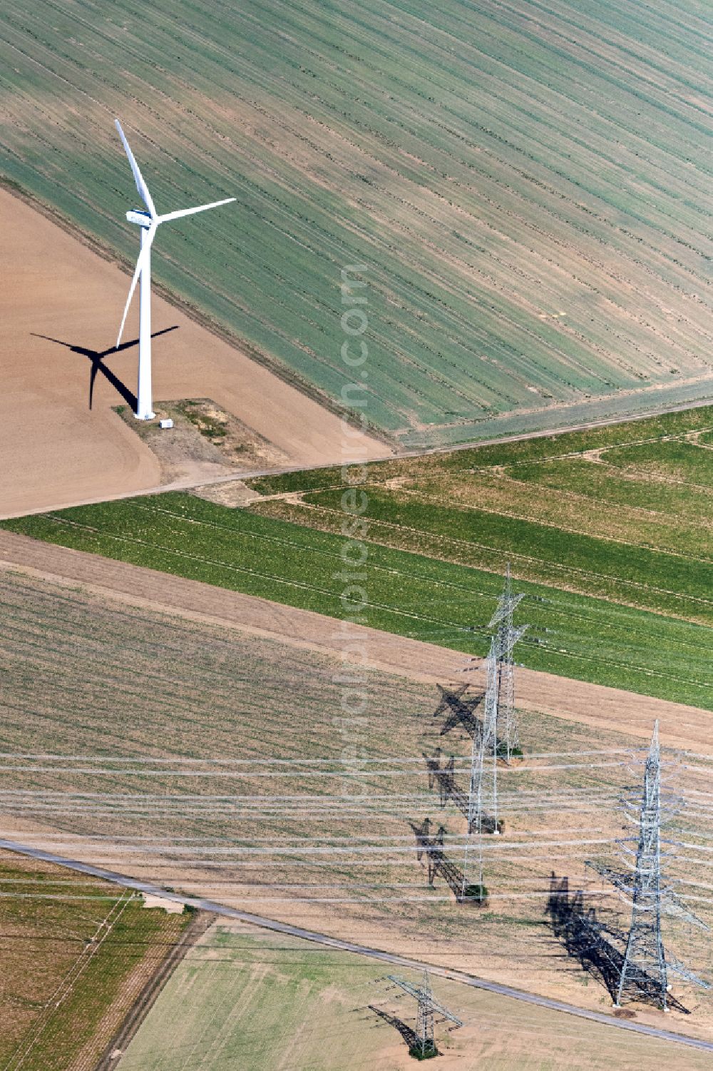Aerial photograph Bergheim - Power tower-construction of a road and Interconnector in Bergheim in the state North Rhine-Westphalia, Germany