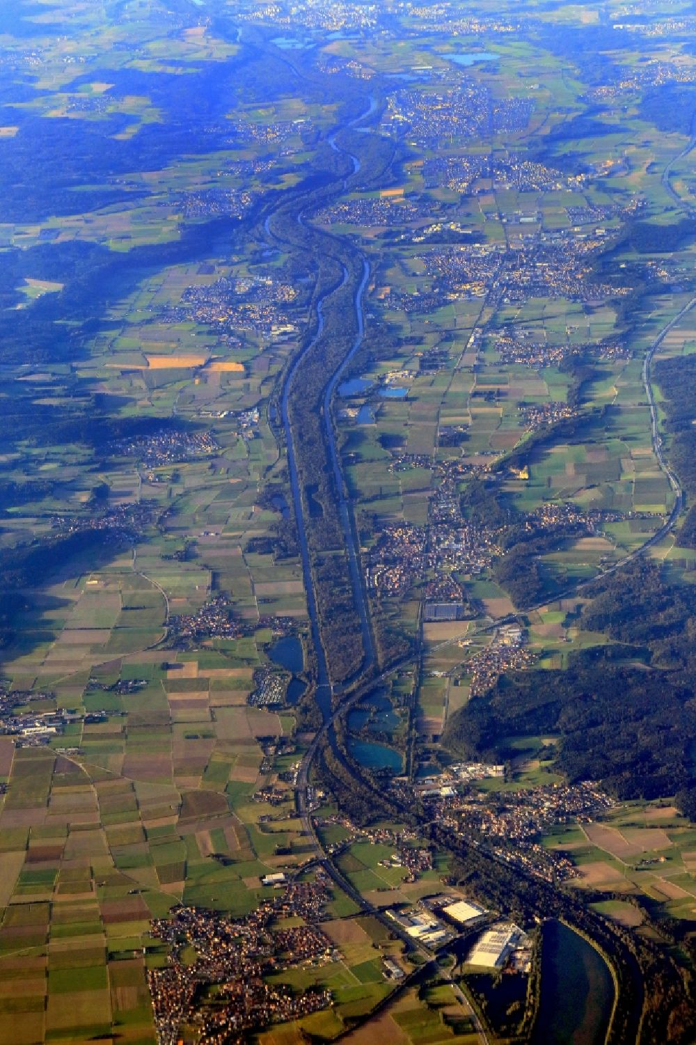 Aerial photograph Kellmünz an der Iller - Structures of a meadow- forest- and field landscape in the lowland of river Iller and Iller canal in Kellmuenz an der Iller in the state Bavaria, Germany
