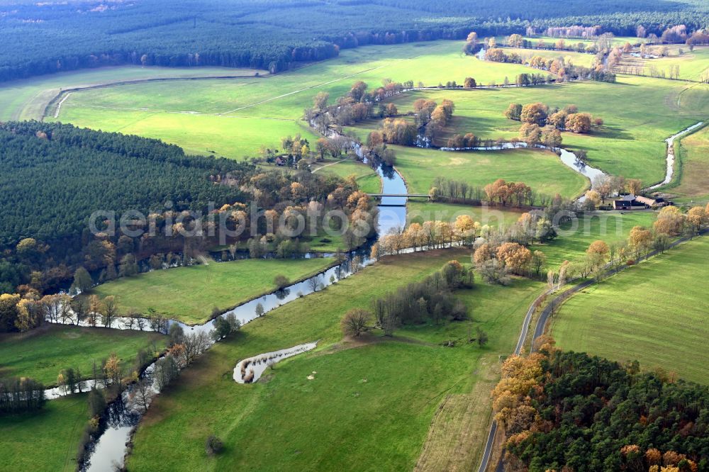 Aerial image Tauche - Grassland structures of a meadow and field landscape in the lowland Krumme Spree in Tauche in the state Brandenburg, Germany