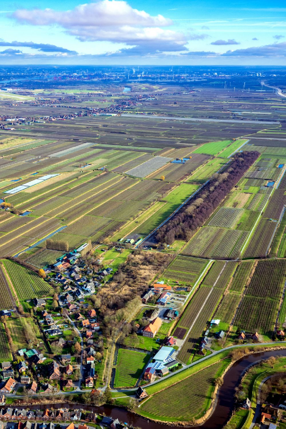 Aerial photograph Estebrügge - Structures on agricultural fields in Estebruegge in the state Lower Saxony, Germany