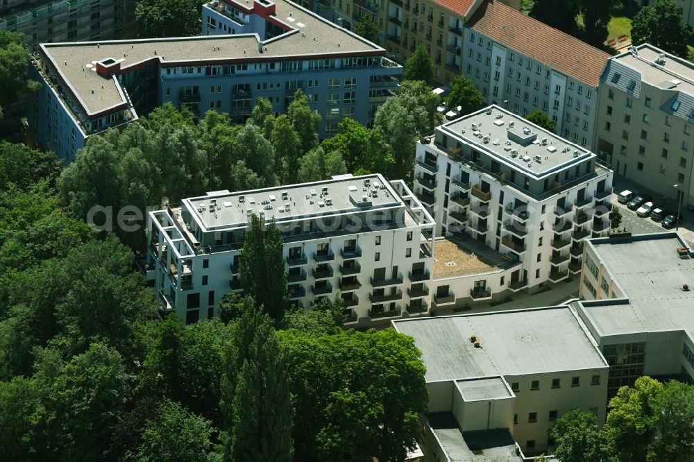 Berlin from the bird's eye view: Student home on Schnellerstrasse in the district Schoeneweide in Berlin, Germany