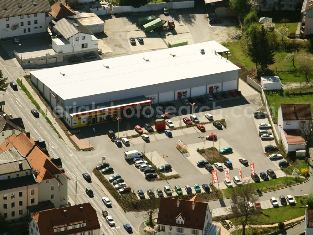 Aerial image Regen - Filiale des Supermarktes Rewe an der Bahnhofstrasse in Regen im Bundesland Bayern, Deutschland