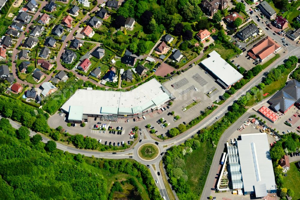 Aerial photograph Scharbeutz - Store of the Supermarket in Scharbeutz in the state Schleswig-Holstein, Germany
