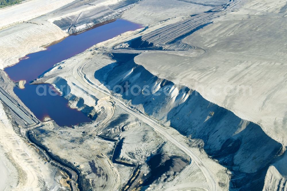 Cottbus from the bird's eye view: Open pit re cultivation on the shores of the lake Baltic Sea in the district Dissenchen in Cottbus in the state Brandenburg, Germany