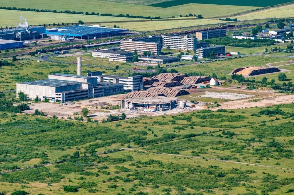 Aerial photograph Arneburg - Technical systems of the company Weltec in the industrial area Altmark in Arneburg in the state Saxony-Anhalt, Germany