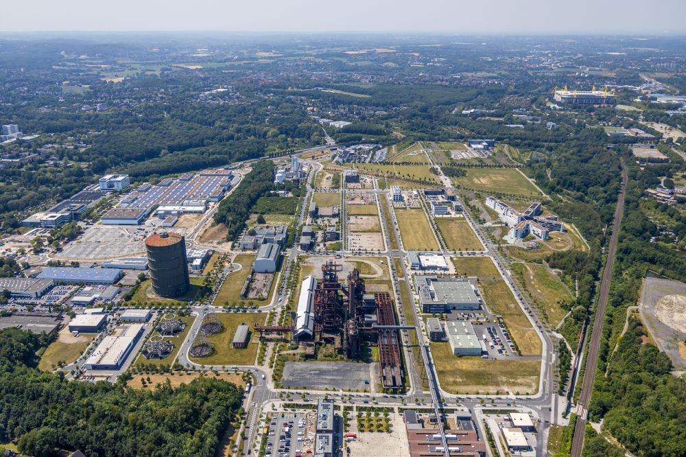 Dortmund from the bird's eye view: Technical equipment and production facilities on the former blast furnace site Phoenix - West in Hoerde in Dortmund in North Rhine-Westphalia